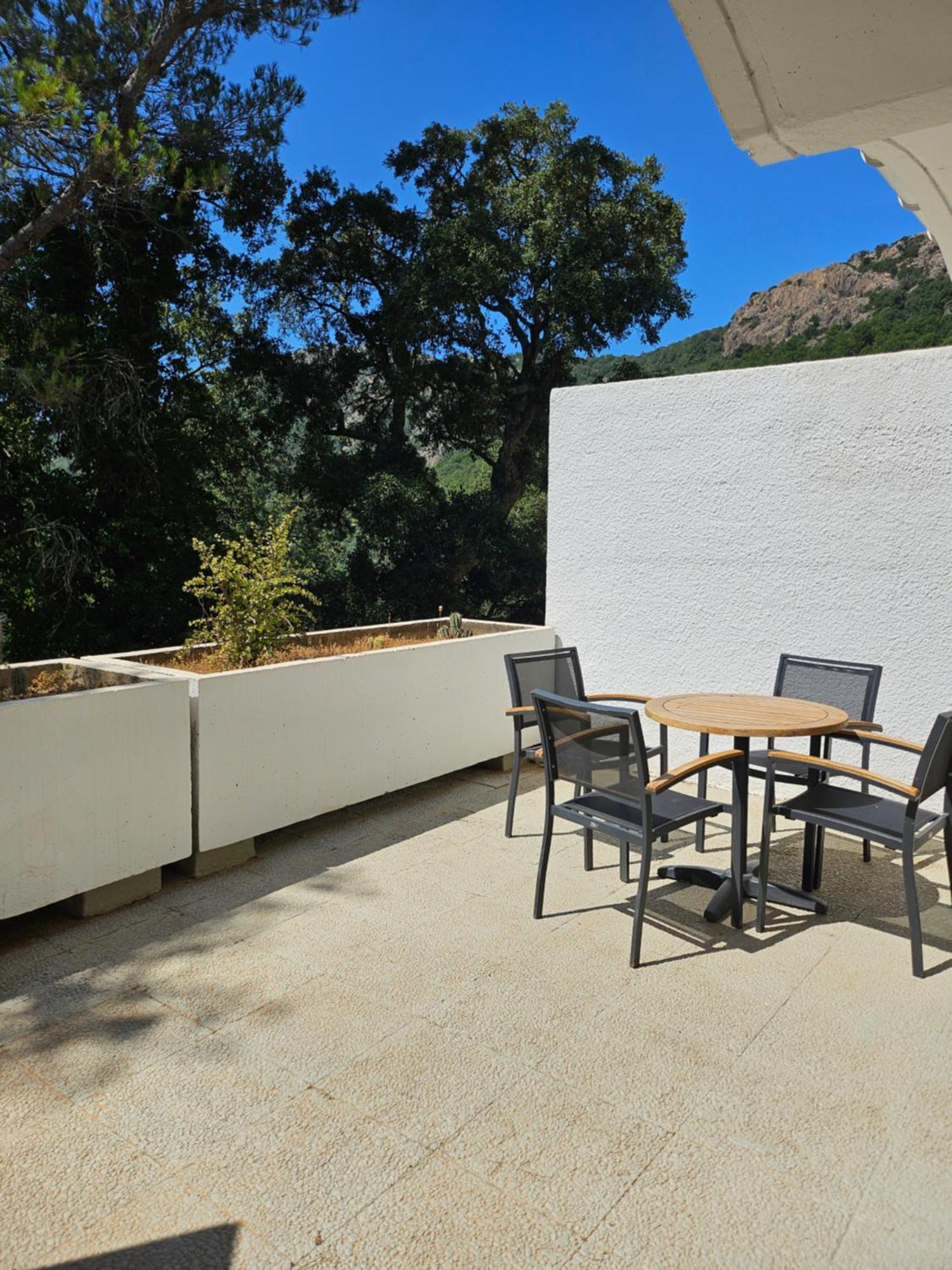 Capsud, La Garde-Freinet Appartement Buitenkant foto